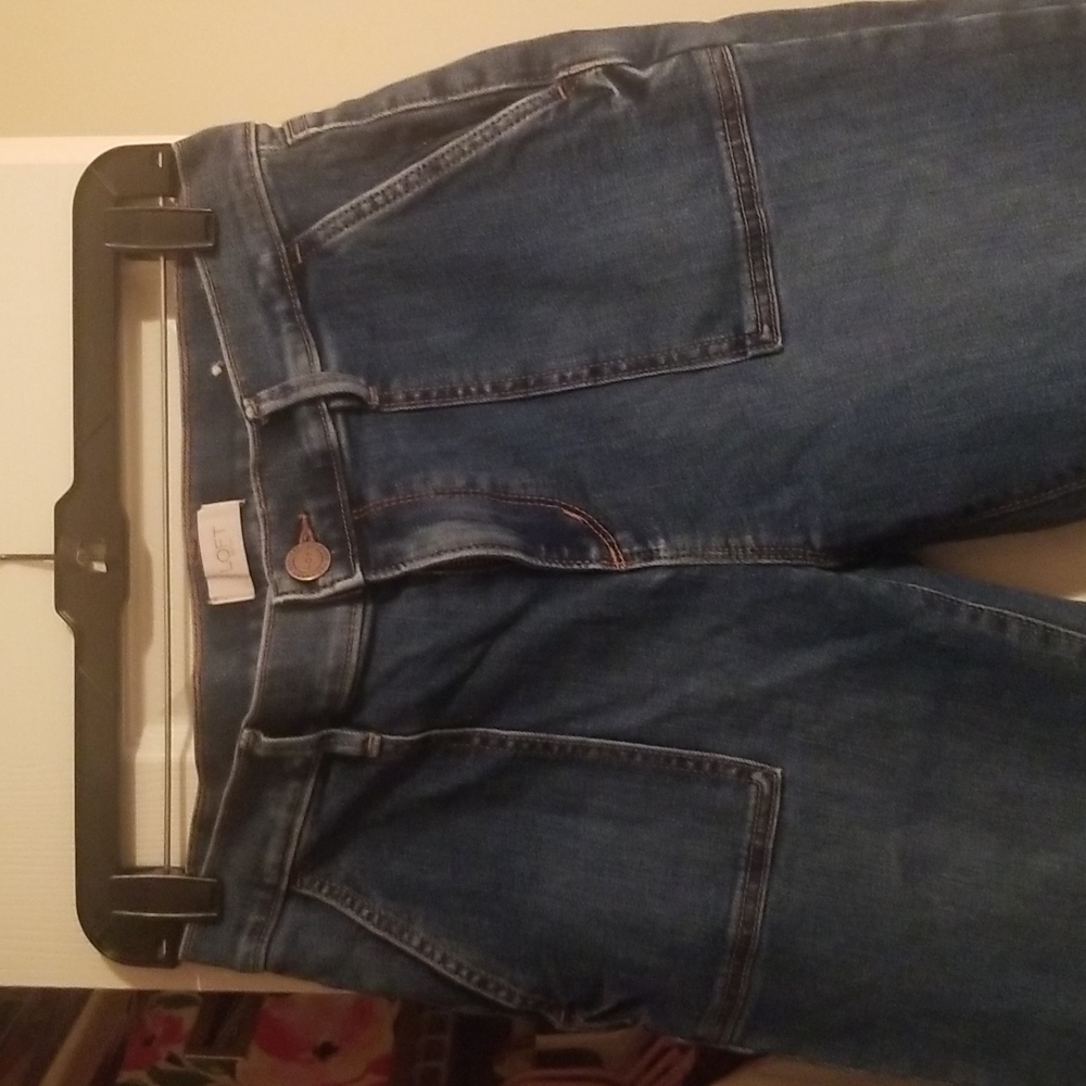 Loft Outlet Cropped Jeans.